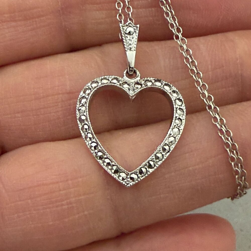 Vintage Theda .925 Sterling Marcasite Open Heart Pendant Necklace with 16" Chain - Picture 2 of 8